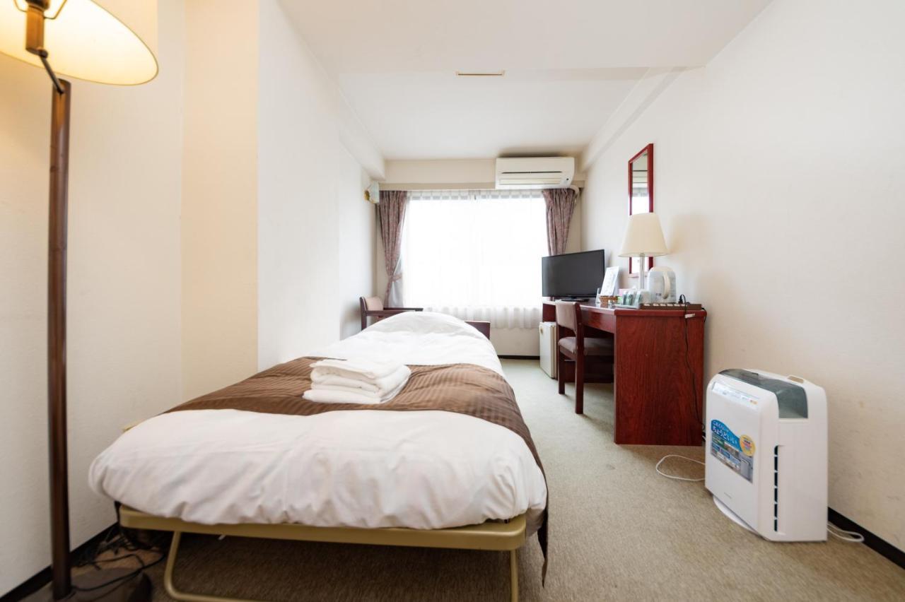 Sky Heart Hotel Koiwa Tokyo Dış mekan fotoğraf